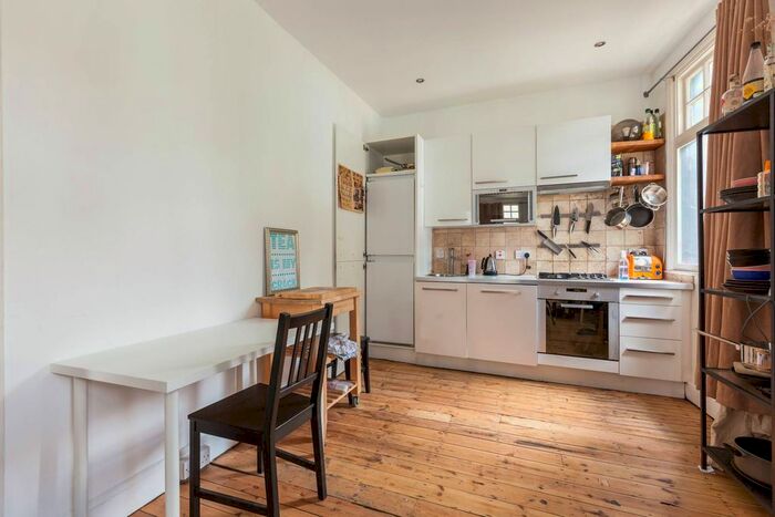 2 Bedroom Flat To Rent In Austin Street, Shoreditch, London, E2