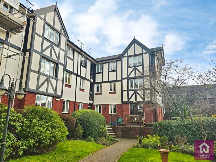 2 Bedroom Flat For Sale In Queens Park House, Queens Park View, Chester, Cheshire, CH4