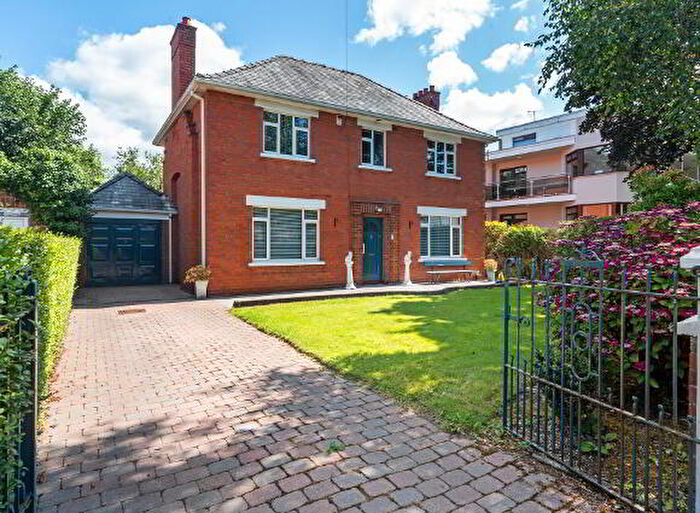 4 Bedroom Detached House For Sale In Rosemary Park, Belfast, BT9