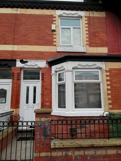 2 Bedroom Terraced House To Rent In Heathcote Rd, Gorton, Manchester, M18