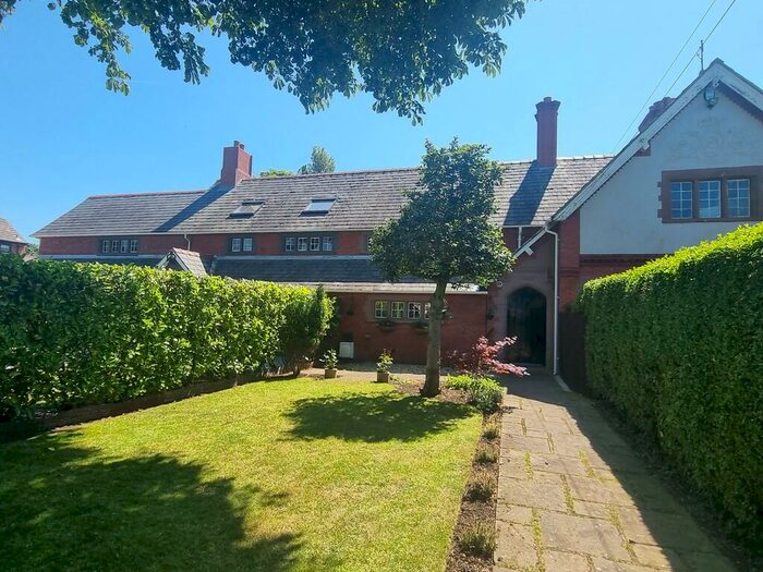 3 Bedroom Mews For Sale In Brickwall Lane, Sefton Village, L29