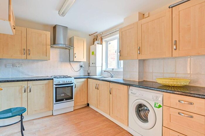 4 Bedroom Property To Rent In Leicester Road, New Barnet, Barnet, EN5