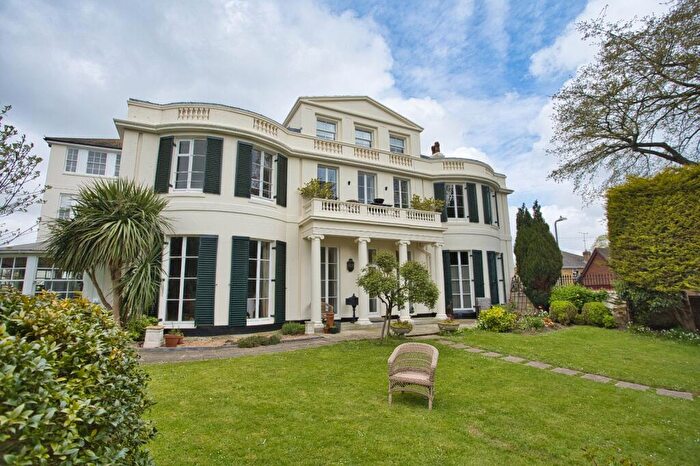 2 Bedroom Flat For Sale In Grams Road, Walmer, Deal, Kent, CT14