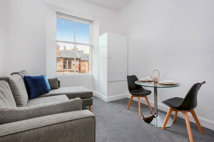 2 Bedroom Flat To Rent In Livingstone Place, Marchmont, Edinburgh, EH9