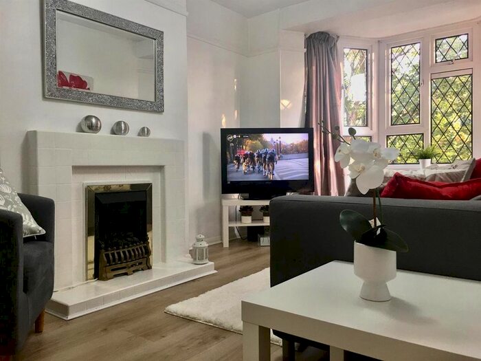 4 Bedroom Maisonette To Rent In King Street, Southsea, PO5