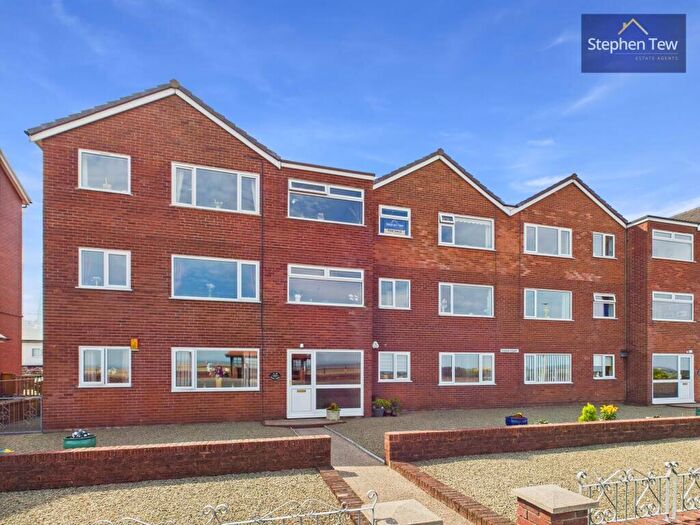 2 Bedroom Apartment For Sale In The Esplanade, Knott End-on-Sea, Poulton-le-Fylde, Lancashire, FY6