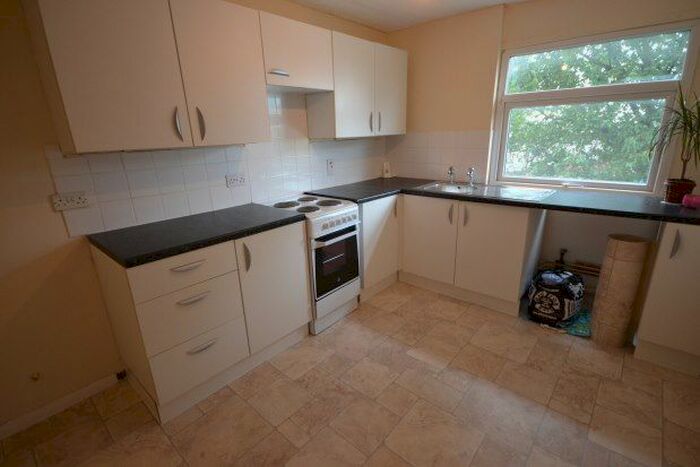 1 Bedroom Flat To Rent In Scott Avenue, Rainham, Gillingham, ME8