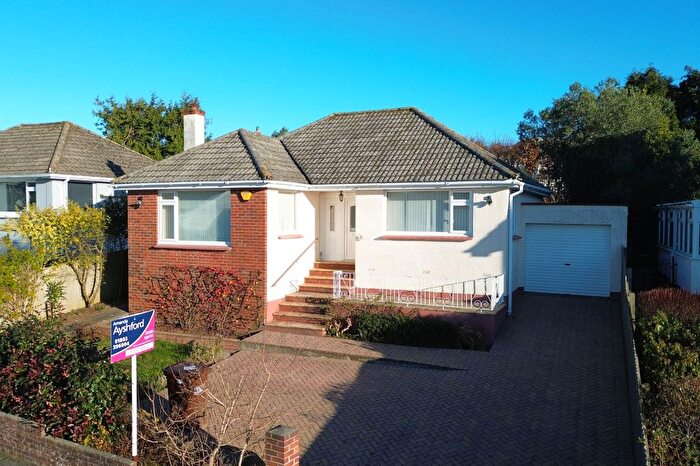 2 Bedroom Detached Bungalow For Sale In Sandringham Drive, Preston, Paignton, TQ3