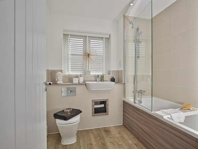 5 Bedroom Detached House For Sale In Bluebell Avenue, Off Maypole Road, Heybridge, Maldon, CM9