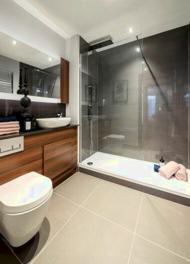 2 Bedroom Flat For Sale In King's House, Station Square, Cambridge CB1