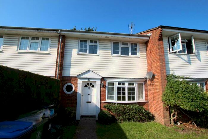 3 Bedroom Terraced House To Rent In Woking, GU21