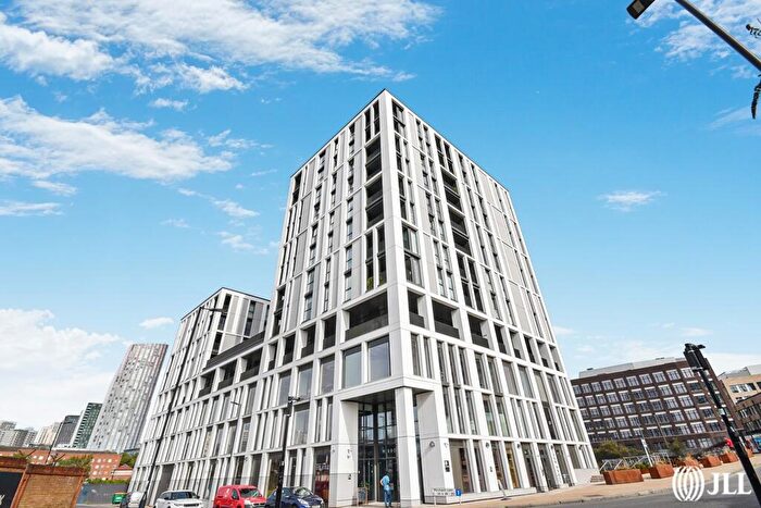 1 Bedroom Apartment To Rent In Corn House, Marshgate Lane London, E15