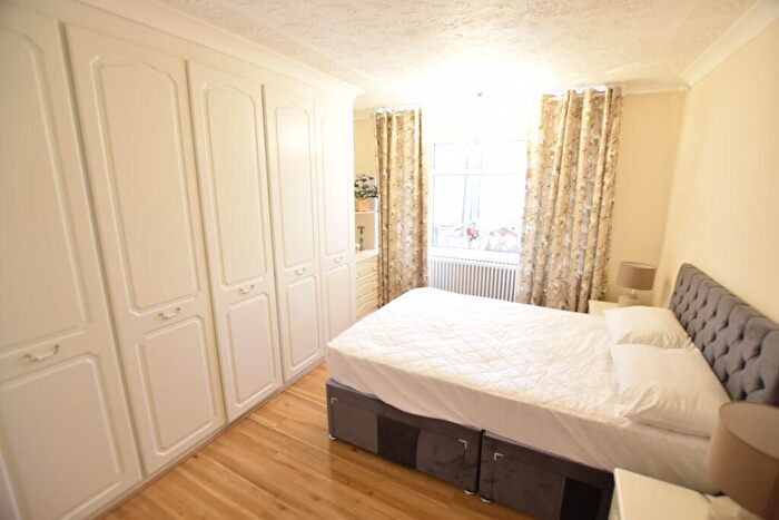 5 Bedroom Bungalow To Rent In Bascott Road, Bournemouth, BH11