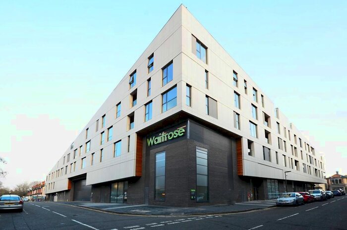 2 Bedroom Flat To Rent In Leapale Lane, Guildford, GU1