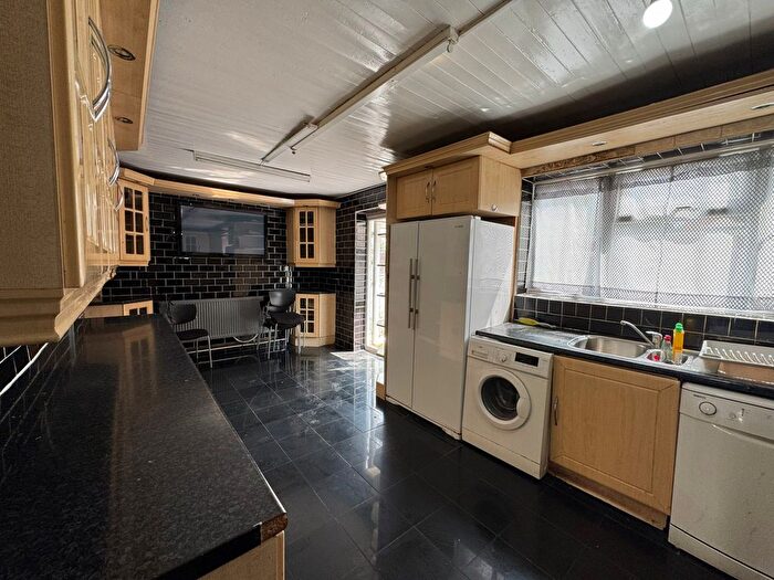 4 Bedroom Terraced House To Rent In Northolt, UB5