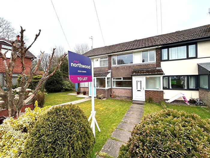 3 Bedroom Mews To Rent In Rosebank Close, Ainsworth, BL2