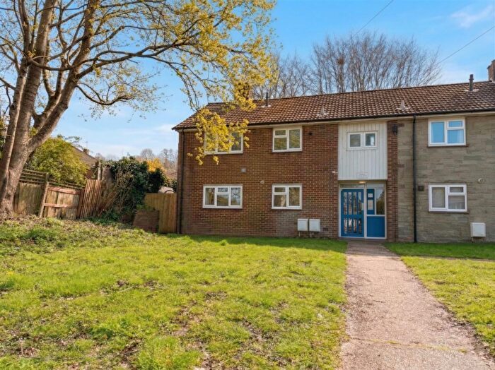 1 Bedroom Flat To Rent In Essex Square, Salisbury, SP2