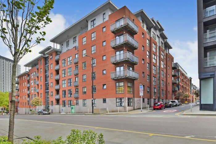 2 Bedroom Apartment To Rent In The Linx Building, Naples Street, Manchester, M4