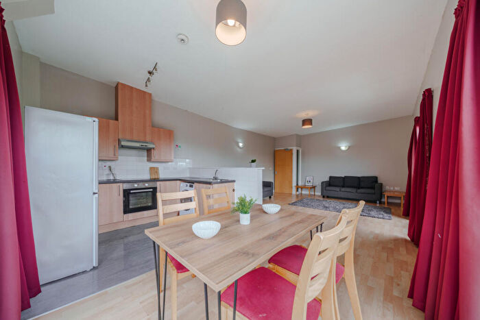 2 Bedroom Property To Rent In Flat, Mayfair Court, Manchester, M14