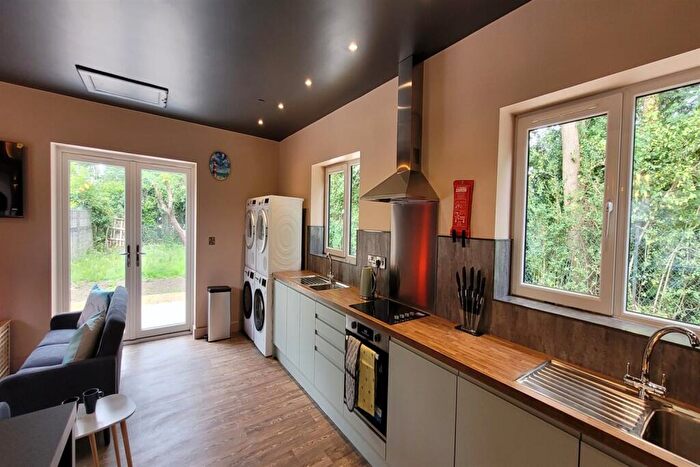 1 Bedroom House To Rent In Room North Road, Cardiff, CF14