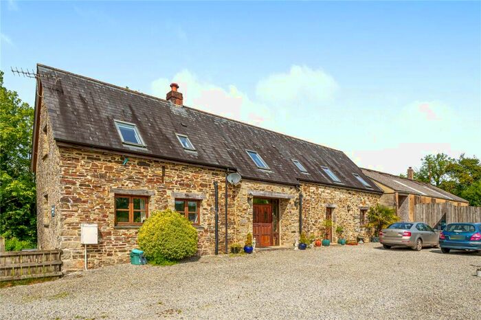 4 Bedroom House For Sale In Thorndon Cross, Okehampton, Devon, EX20