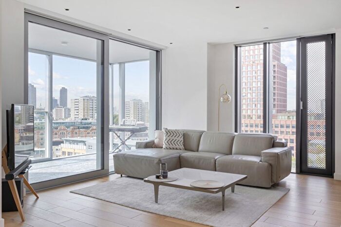 2 Bedroom Flat To Rent In The Makers, Jasper Walk, N1