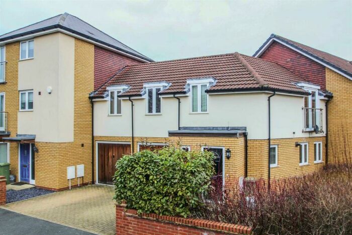 3 Bedroom Terraced House To Rent In Hunsbury Chase, Broughton, MK10