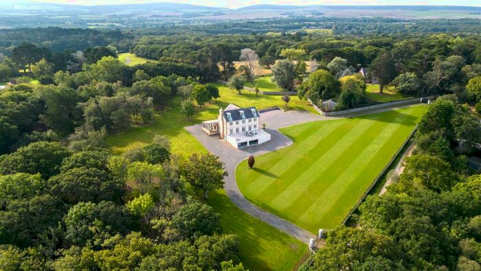 4 Bedroom Detached House For Sale In Cranmore, Isle Of Wight, PO41