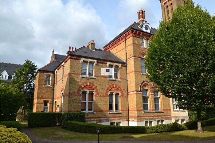 1 Bedroom Flat To Rent In Hallam Close, Watford, WD24