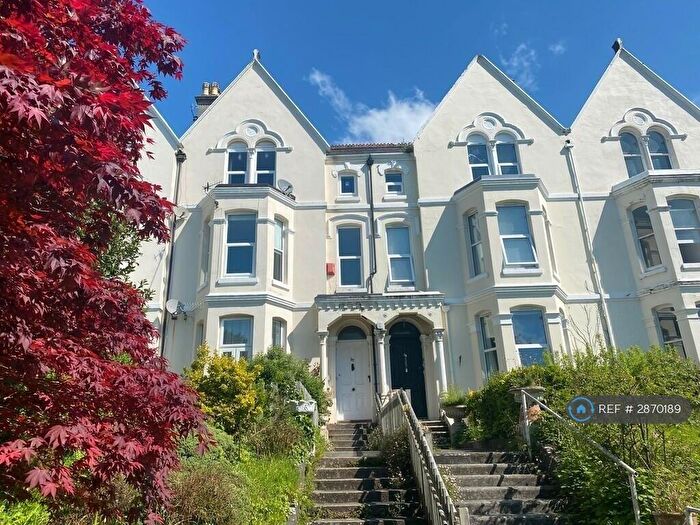 2 Bedroom Flat To Rent In Mutley/Mannamead Border, Plymouth, PL4