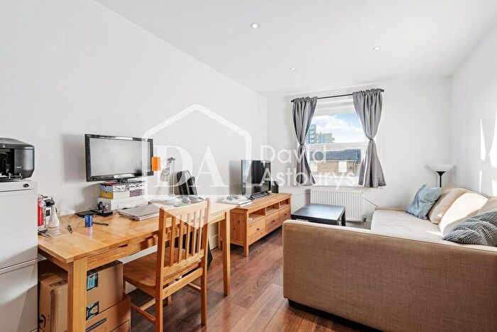 1 Bedroom Apartment To Rent In Wightman Road, Harringay, London, N8