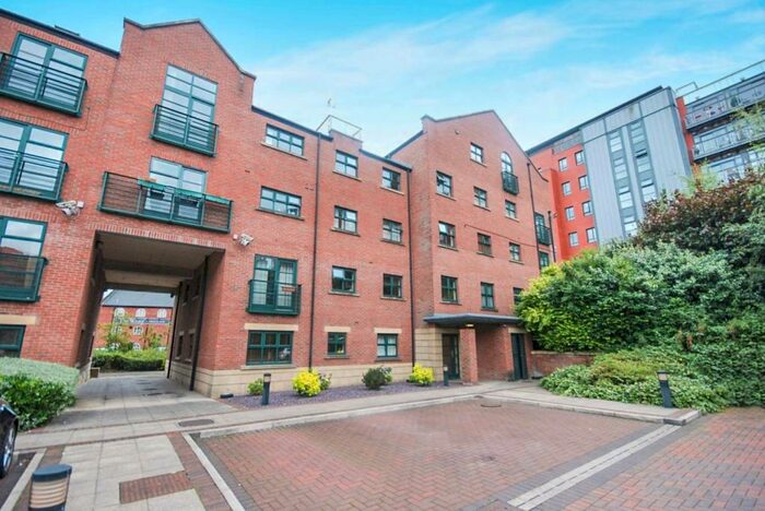 2 Bedroom Apartment To Rent In Blantyre House, Slate Wharf, Manchester, M15