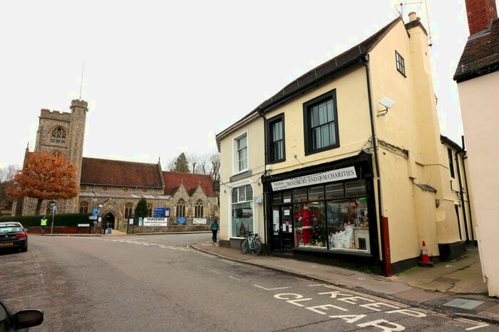 2 Bedroom Maisonette To Rent In High Street, Welwyn, AL6