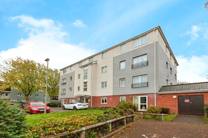 1 Bedroom Flat For Sale In Rossetti Close, Basingstoke, Hampshire, RG24