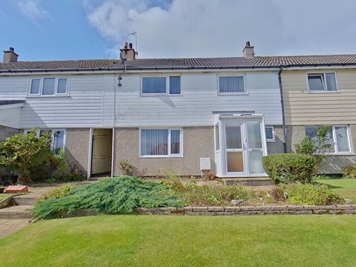 3 Bedroom Semi-Detached House For Sale In Pennyland Place, Thurso, KW14