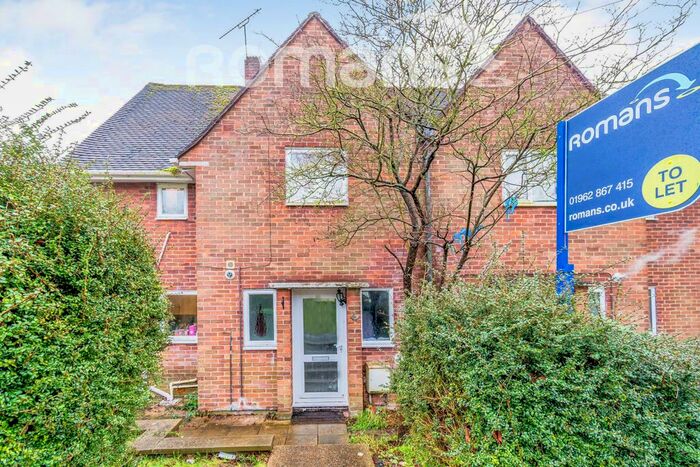 5 Bedroom Semi-Detached House To Rent In Wavell Way, Winchester, SO22