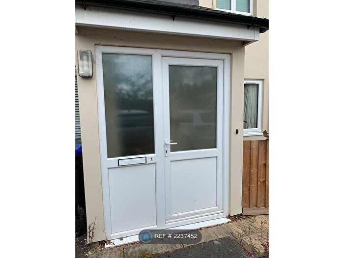 1 Bedroom Flat To Rent In The Pippin, Calne, SN11