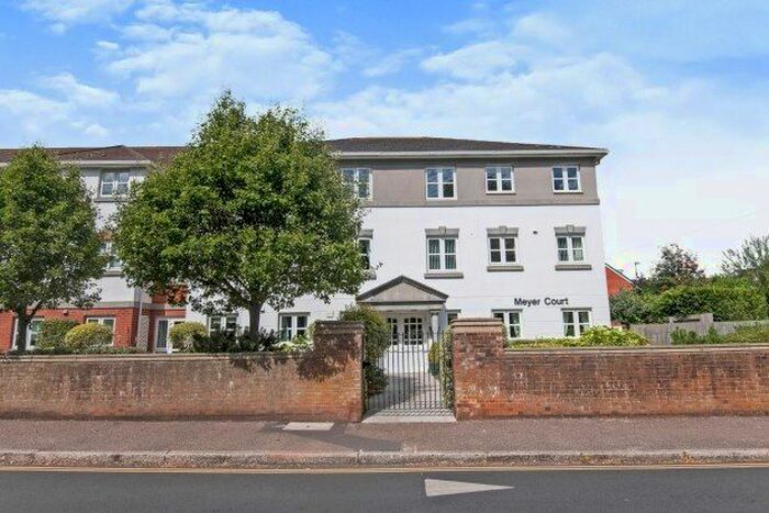 1 Bedroom Flat To Rent In Butts Road, Exeter, EX2