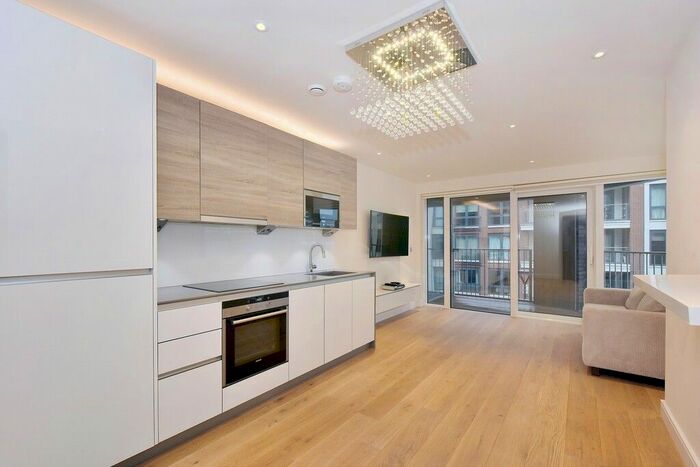 2 Bedroom Flat To Rent In Dockside House, Chelsea Creek, SW6