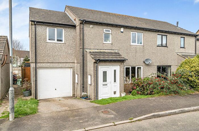 4 Bedroom Semi-Detached House For Sale In Henver Gardens, Reawla, Hayle, Cornwall, TR27