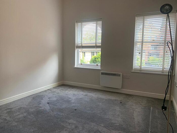 2 Bedroom Apartment To Rent In Parkfield Road, Aigburth, Liverpool, L17