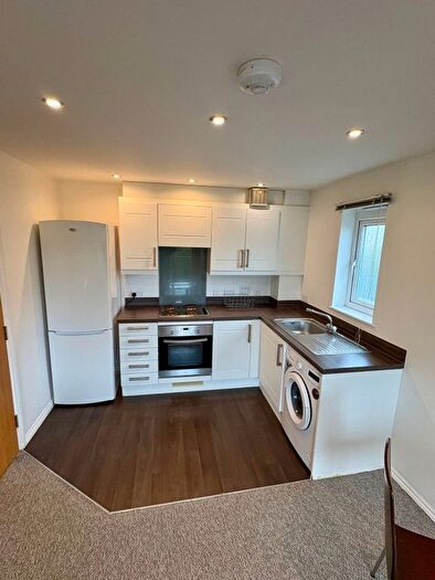 1 Bedroom Flat To Rent In Phoebe Road, Swansea, Swansea, SA1