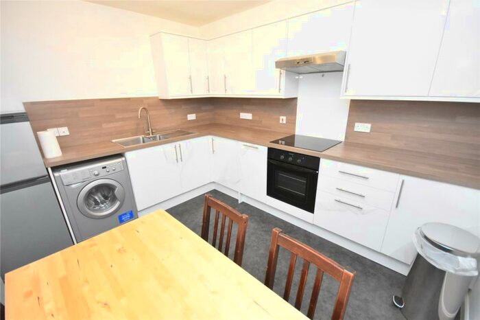 2 Bedroom Apartment To Rent In St Stephens Court, City Centre, Aberdeen, AB25