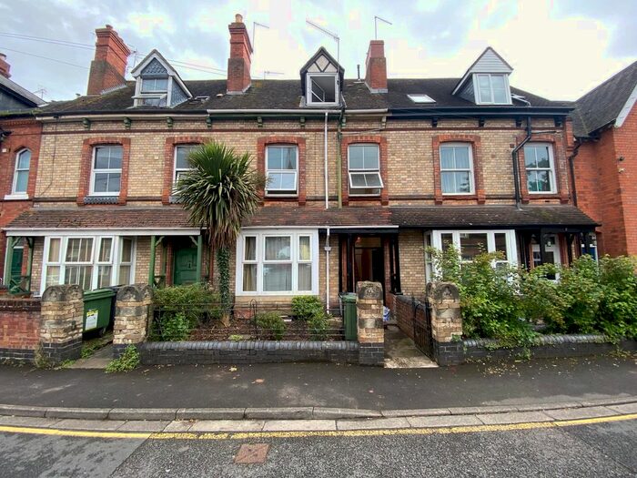 4 Bedroom Property To Rent In Arboretum Road, Worcester, WR1
