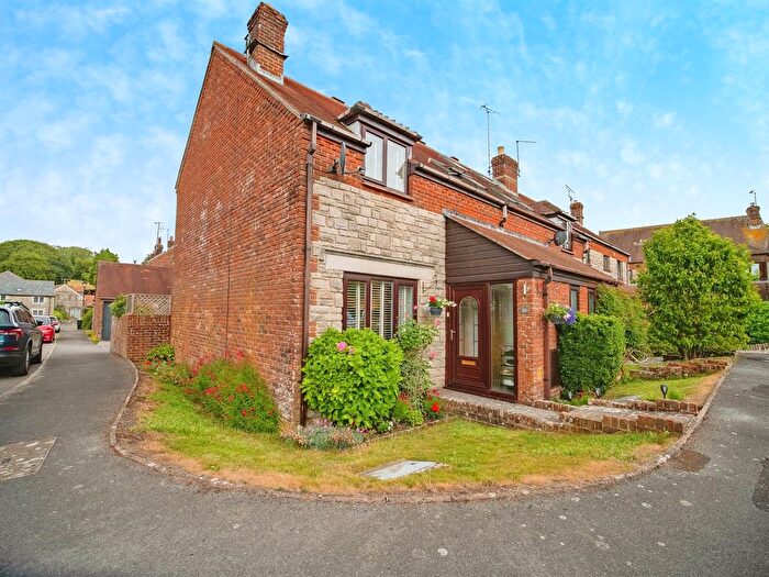 3 Bedroom End Of Terrace House For Sale In Butt Farm Close, Winterbourne Abbas, Dorchester, DT2
