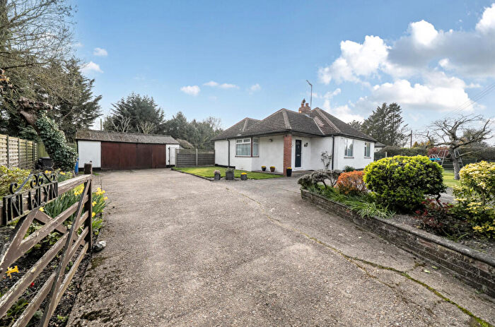 4 Bedroom Bungalow For Sale In Drift Road, Maidenhead, Berkshire, SL6