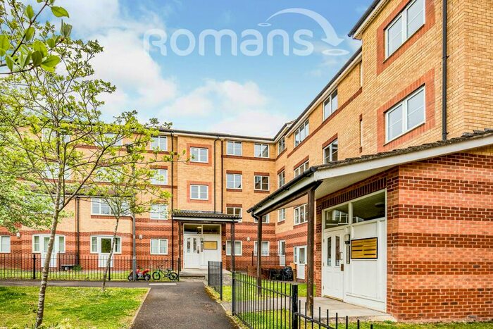 1 Bedroom Flat To Rent In Peatey Court, HP13