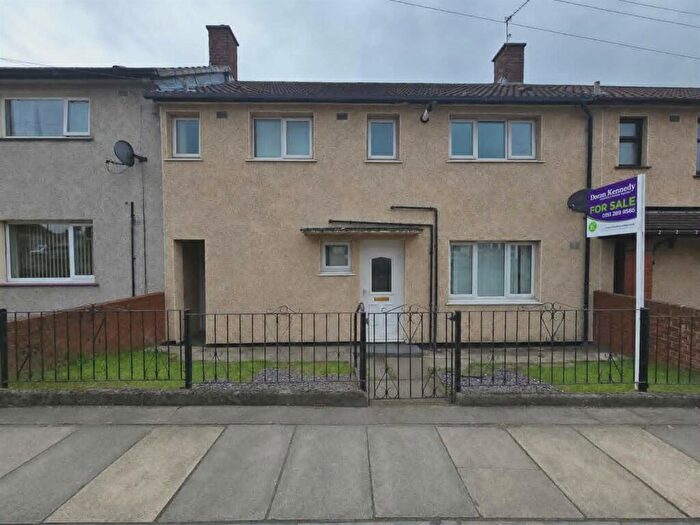 4 Bedroom Terraced House For Sale In Park Brow Drive, Liverpool, L32