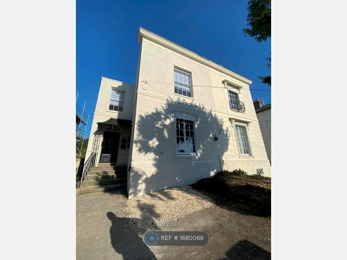 1 Bedroom Flat To Rent In Spa Villas, Gloucester, GL1