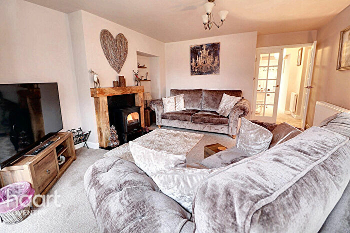 2 Bedroom Bungalow For Sale In Bigbury Close, Coventry, CV3